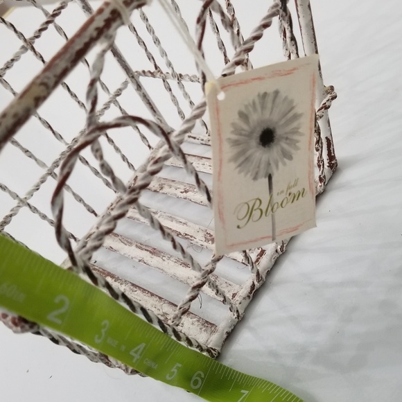 2 in fall bloom distressed Iron square Planter - Picture 4 of 5